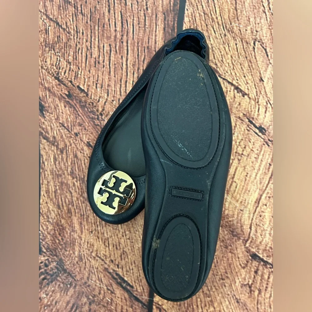 TORY BURCH Reva Blue leather gold metal logo‎ detail ballet flats shoes size 7